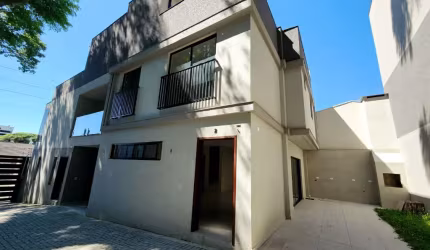 SOBRADO EM CONDOMÍNIO RESIDENCIAL NAZARÉ