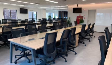 Laje corporativa 335 metros - mobiliada -Faria lima
