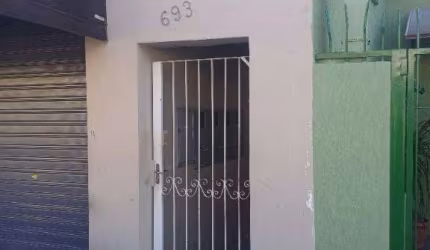 Casa com 2 dormitórios para alugar por R$ 1.550,00/mês - Ponte de São João - Jundiaí/SP