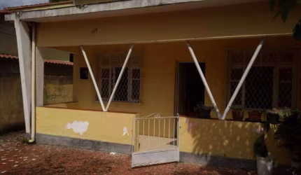 Casa com 3 dormitórios à venda, 660 m² por R$ 600.000,00 - Vila Valqueire - Rio de Janeiro/RJ