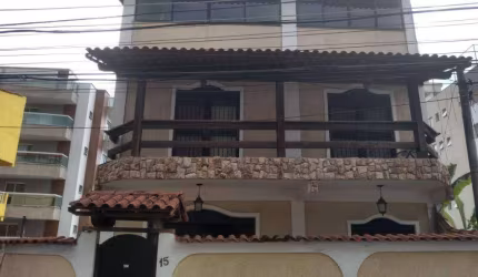 Casa com 5 dormitórios à venda, 250 m² por R$ 690.000,00 - Vila Valqueire - Rio de Janeiro/RJ