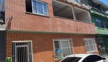 Casa com 3 dormitórios à venda, 200 m² por R$ 490.000,00 - Campinho - Rio de Janeiro/RJ