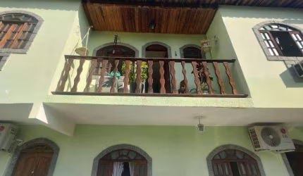 Casa com 2 dormitórios à venda, 120 m² por R$ 360.000,00 - Vila Valqueire - Rio de Janeiro/RJ