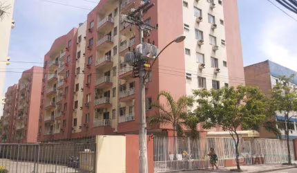 Apartamento com 2 quartos, 61 m² - venda por R$ 209.999 ou aluguel por R$ 2.050/mês - Praça Seca - Rio de Janeiro/RJ