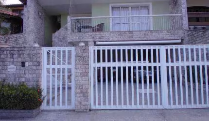 Casa com 4 quartos à venda, 331 m² por R$ 1.100.000 - Taquara - Rio de Janeiro/RJ