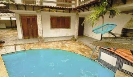 Casa com 3 quartos à venda, 200 m² por R$ 750.000 - Vila Valqueire - Rio de Janeiro/RJ
