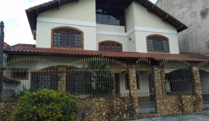 Casa com 3 quartos à venda, 332 m² por R$ 1.200.000 - Vila Valqueire - Rio de Janeiro/RJ
