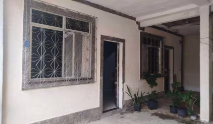 Casa com 4 quartos à venda, 240 m² por R$ 390.000 - Cascadura - Rio de Janeiro/RJ