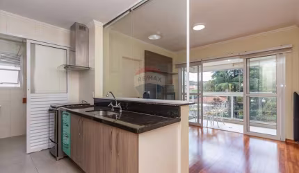 Lindo apartamento mobiliado 1 dormitório próximo ao metrô Praça da Árvore com vaga e depósito