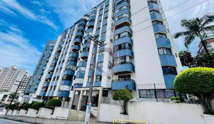 Apartamento com 3 quartos para alugar na Rua Tenente Silveira, 798, Centro, Florianópolis por R$ 4.300