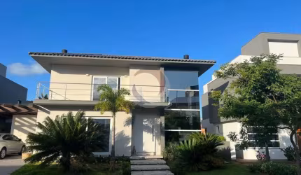 Casa em condomínio fechado com 3 quartos para alugar na Rodovia Doutor Antônio Luiz Moura Gonzaga, 3825, Rio Tavares, Florianópolis por R$ 23.000