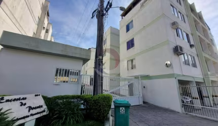 Apartamento com 3 quartos para alugar na Rua Capitão Romualdo de Barros, 861, Carvoeira, Florianópolis por R$ 3.500