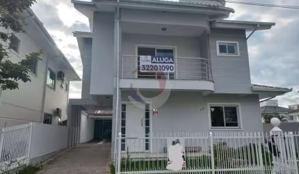 Casa com 4 quartos para alugar na dos Ipês, 110, Pedra Branca, Palhoça por R$ 8.000