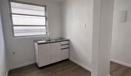 APARTAMENTO no CENTRO com 1 quartos para LOCAÇÃO, 50 m²