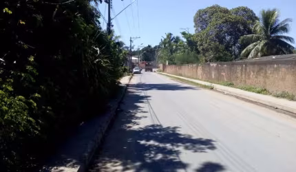 Terreno à venda no Quingoma, Lauro de Freitas  por R$ 3.000.000