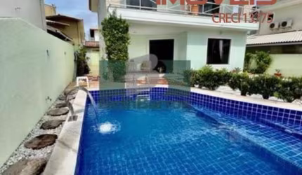 Casa com 4 quartos à venda no Centro, Lauro de Freitas  por R$ 945.000
