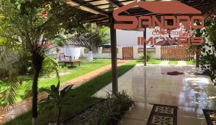 Casa em condomínio fechado com 4 quartos à venda no Buraquinho, Lauro de Freitas  por R$ 850.000