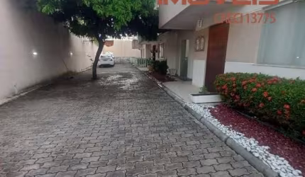 Casa comercial com 1 sala à venda no Buraquinho, Lauro de Freitas  por R$ 650.000