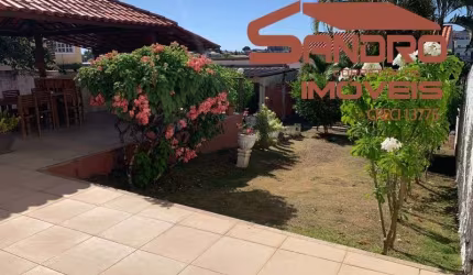 Casa com 3 quartos à venda no Centro, Lauro de Freitas  por R$ 879.000