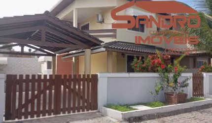 Casa com 4 quartos à venda na Praia do Flamengo, Salvador  por R$ 850.000