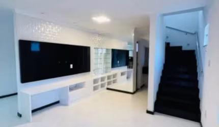 Casa com 4 quartos à venda no Vilas do Atlantico, Lauro de Freitas  por R$ 800.000