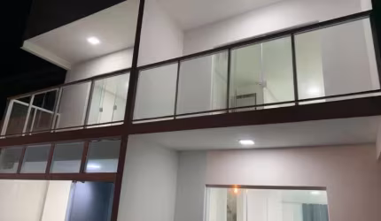 Casa com 4 quartos à venda no Itingá, Lauro de Freitas  por R$ 680.000