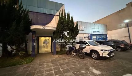 Vendo Prédio comercial, com 726 mts, de terreno e 415 mts de construção