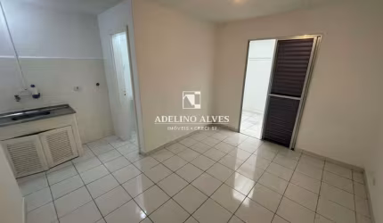 Vendo Studio Planalto Paulista, com 17,90, prédio de 03 andares
