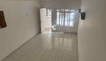 Alugo Casa  Chácara Santo Antônio com 2 dormitórios, vaga