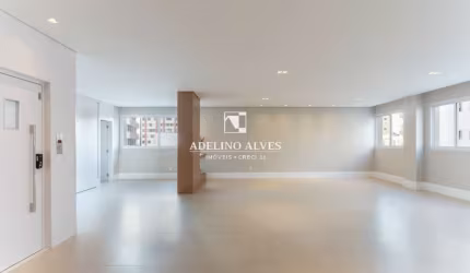Amplo apartamento com 3 quartos e 1 suíte.