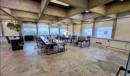Conjunto comercial para locação no Jardim Europa com 200 m ²