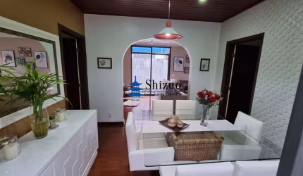Casa com 3 dormitórios a venda no Bosque da Saúde
