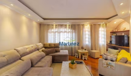 Sobrado com 3 dormitórios à venda, 280 m² por R$ 790.000,00 - Jardim Guairaca - São Paulo/SP