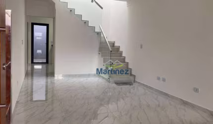 Sobrado com 3 dormitórios à venda, 110 m² por R$ 690.000,00 - Parque São Lucas - São Paulo/SP