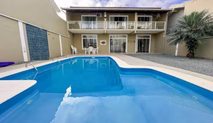 Casa para Venda em Balneário Piçarras, Itacolomi, 3 dormitórios, 1 suíte, 3 banheiros, 3 vagas