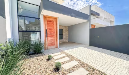 Casa para Venda em Balneário Piçarras, Itacolomi, 2 dormitórios, 1 suíte, 2 banheiros, 1 vaga