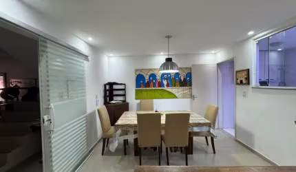 Linda Casa no Condomínio Girassol - Campo Grande RJ