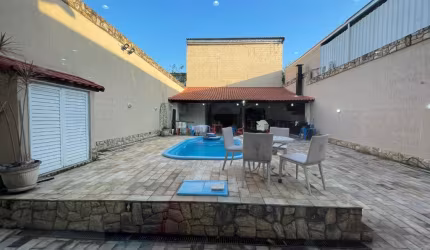 Casa de Alto Padrão em Campo Grande