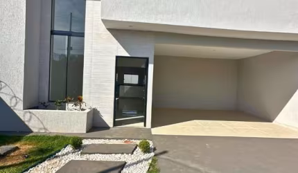 Casa a venda - 3 quartos - sendo 1 suíte - Ravena - Piscina - Senador Canedo