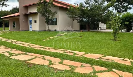 Casa residencial 3 suítes plenas condomínio Alto da Boa Vista