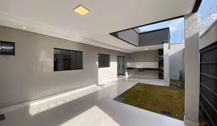 Casa à Venda - Residencial Flor do Ypê - 3 Quartos, Suíte e Área Gourmet