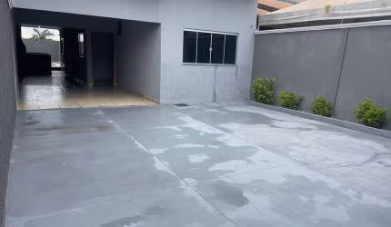 Casa Térrea com Piscina – Bairro Cardoso, Aparecida de Goiânia