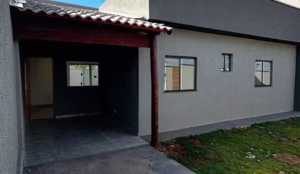 Casa de esquina com 3 quartos e área gourmet no Setor Ravena