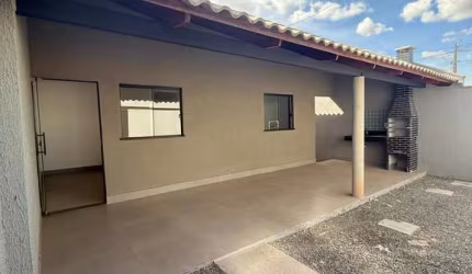 Casa Nova com 2 Quartos (1 Suíte) para Alugar no Residencial Laranjeiras