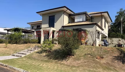 Casa em condomínio fechado com 3 quartos à venda na Rua Engenheiro Paulo de Campos Fessel, 351, Dois Córregos, Valinhos, 330 m2 por R$ 2.800.000
