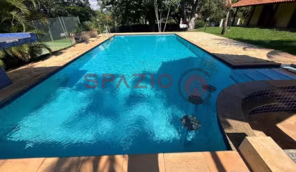 Casa em condomínio fechado com 4 quartos para alugar na Avenida Sans Souci, 112, Village Sans Souci, Valinhos, 600 m2 por R$ 9.000
