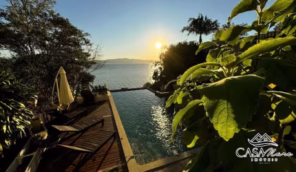 Casa com 6 quartos à venda na Rodovia Rafael da Rocha Pires, 200, Sambaqui, Florianópolis por R$ 4.700.000