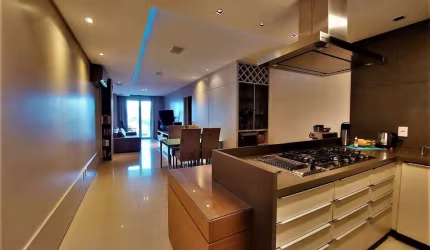 Apartamento com 3 quartos à venda na Avenida Trompowsky, 373, Centro, Florianópolis por R$ 2.250.000