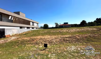 Terreno em condomínio fechado à venda na Rodovia Haroldo Soares Glavan, 1710, Cacupé, Florianópolis por R$ 3.600.000