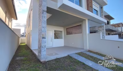 Casa com 3 quartos à venda na Rua Jardim dos Eucaliptos, 1266, Campeche, Florianópolis por R$ 1.485.000